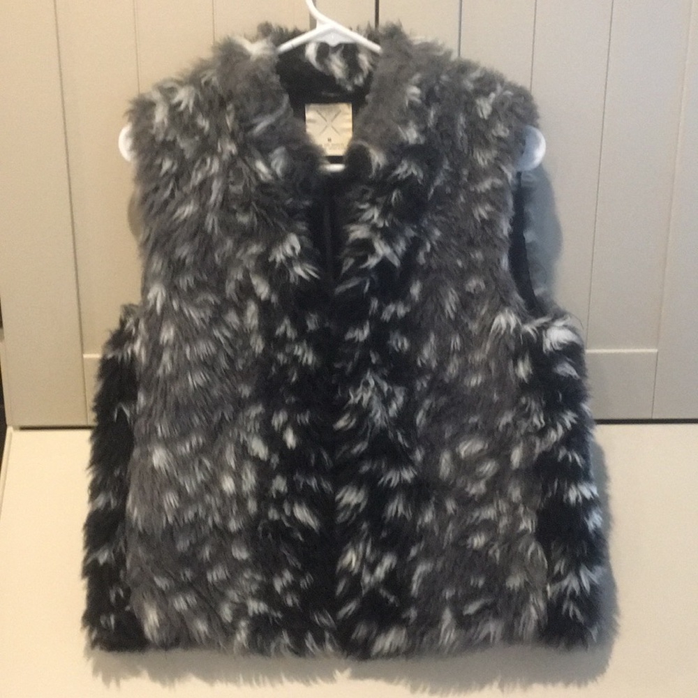 Urban Outfitters, Pins and Needles Faux Fur Vest